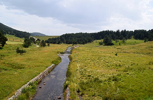 Bains chauds de Matemale — natural hot spring