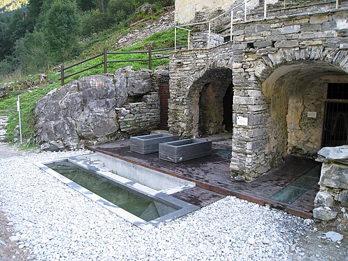 Bagni di Craveggia — natural hot spring