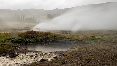 Sísjóðandi — natural hot spring